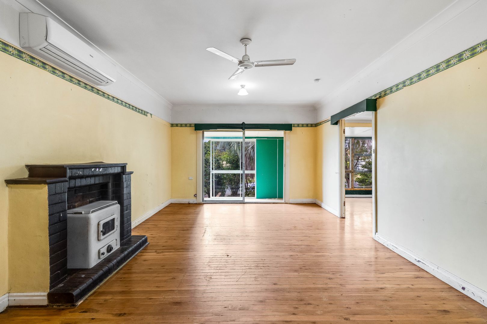 336 Hume Street, Centenary Heights QLD 4350, Image 2