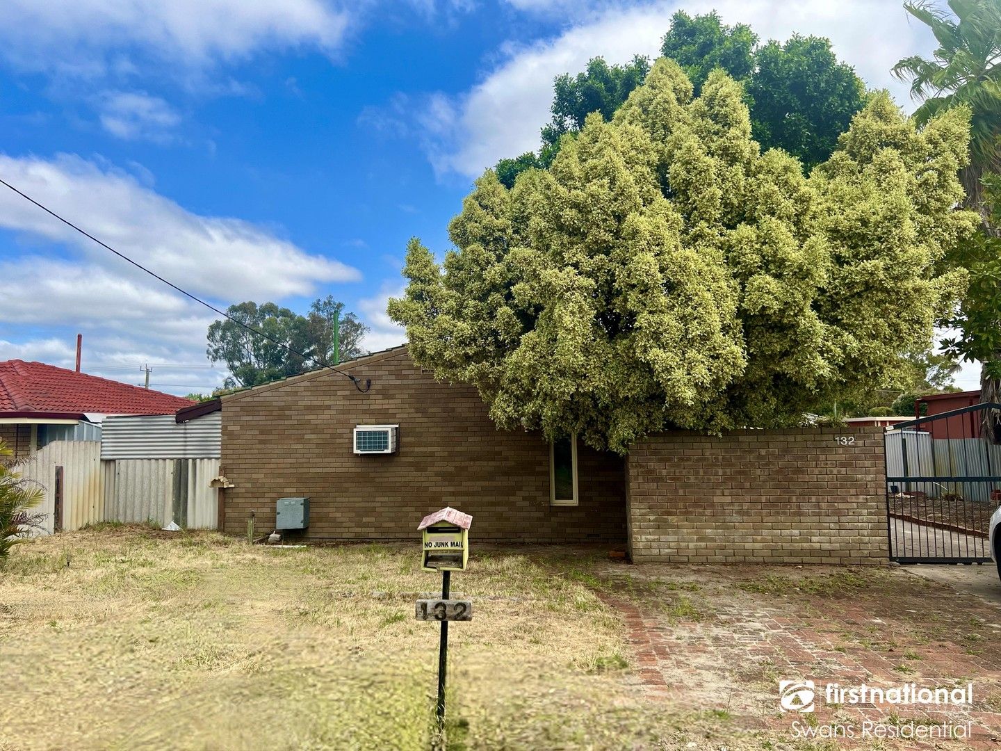 3 bedrooms House in 132 Cortis Way LANGFORD WA, 6147