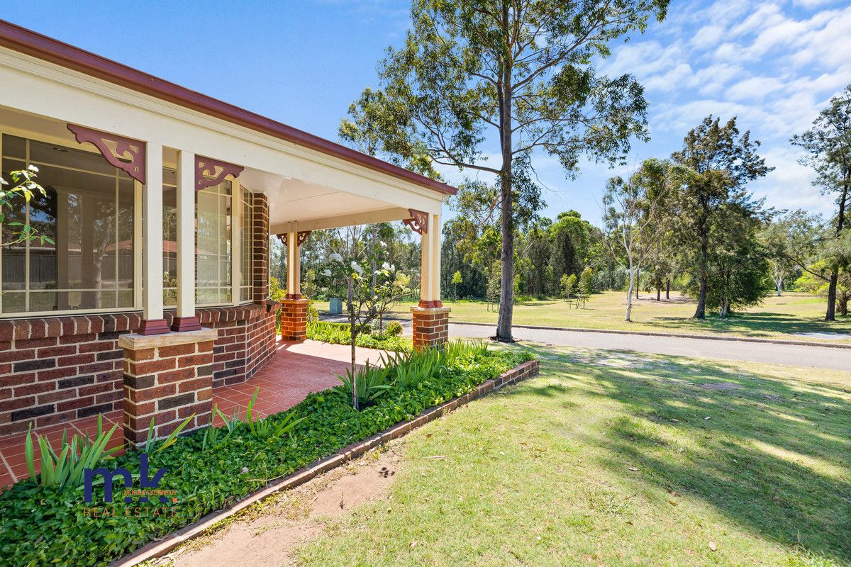 13 Vannon Circuit, Currans Hill NSW 2567, Image 2