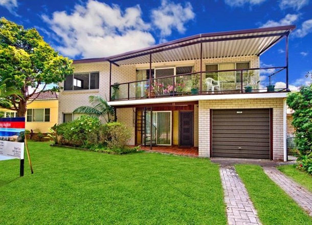 11 Reserve Drive, Bateau Bay NSW 2261