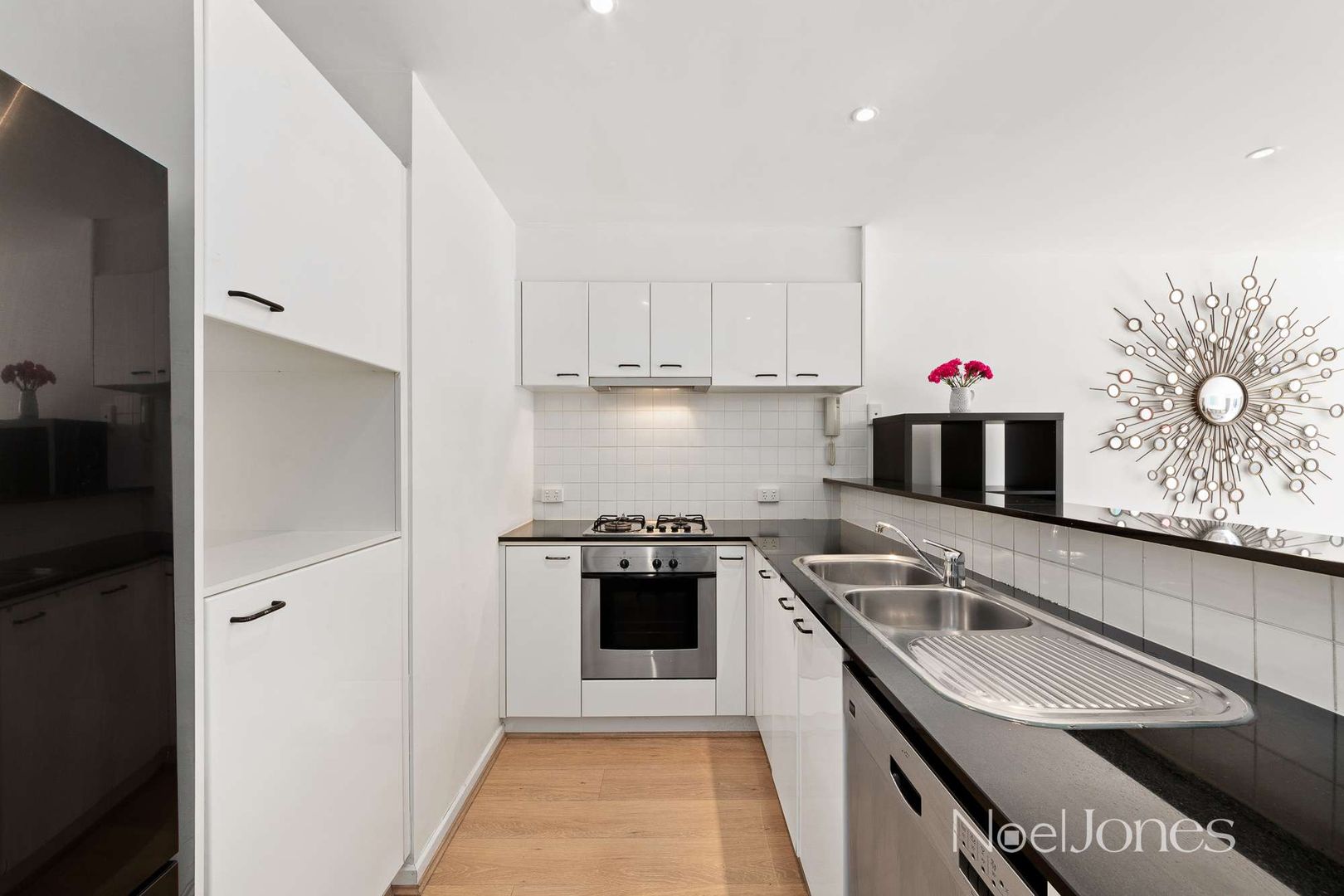 109/102 Camberwell Road, Hawthorn East VIC 3123, Image 2