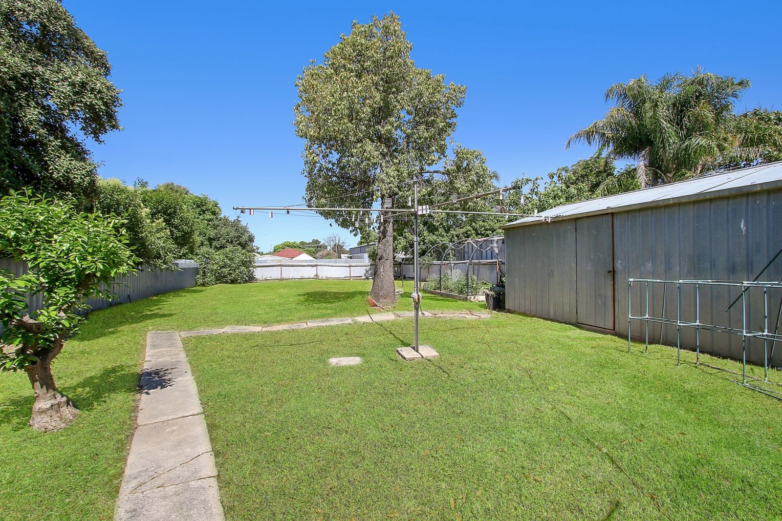 1040 Caratel Street, North Albury NSW 2640, Image 2