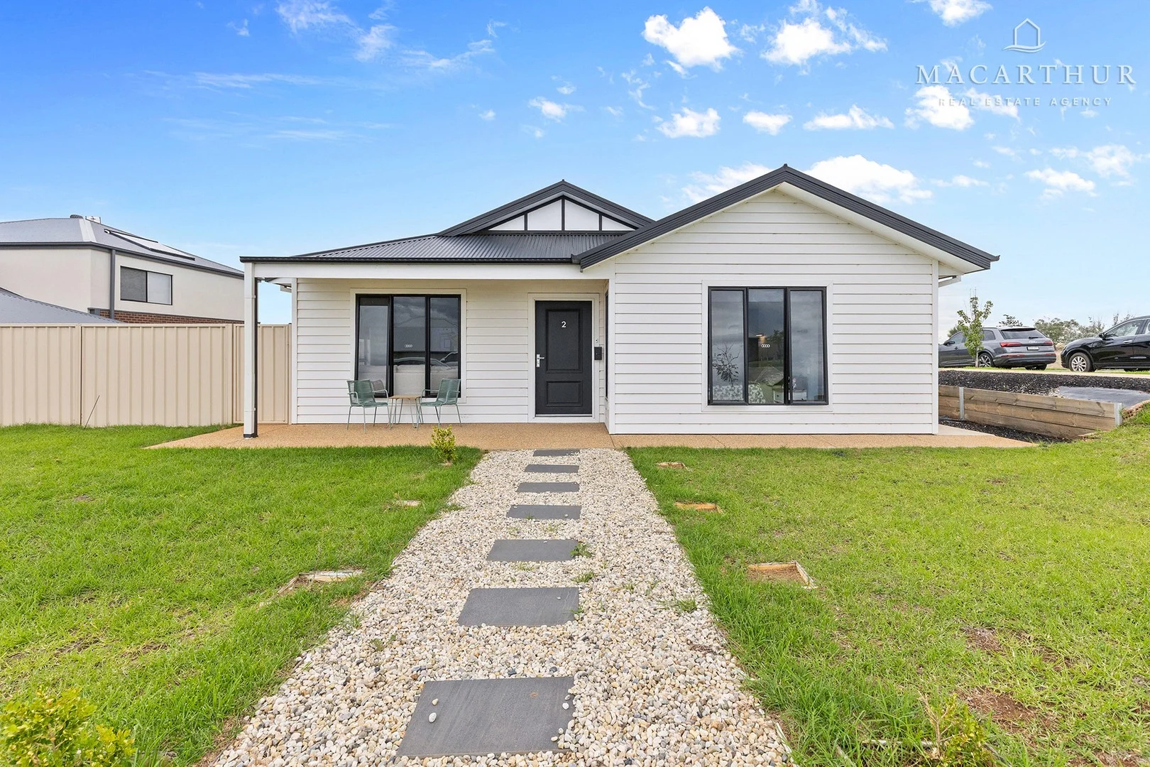 2 Wyoming Avenue, Gobbagombalin NSW 2650