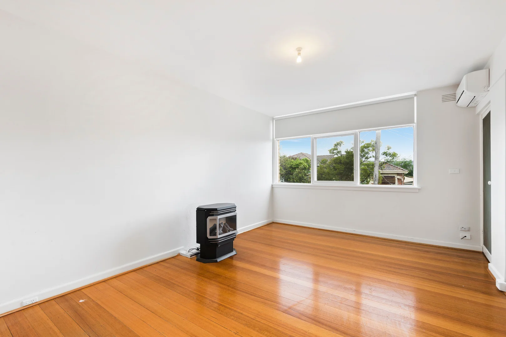 Additional image 2 of 4/11 Yonga Rd, Balwyn VIC 3103