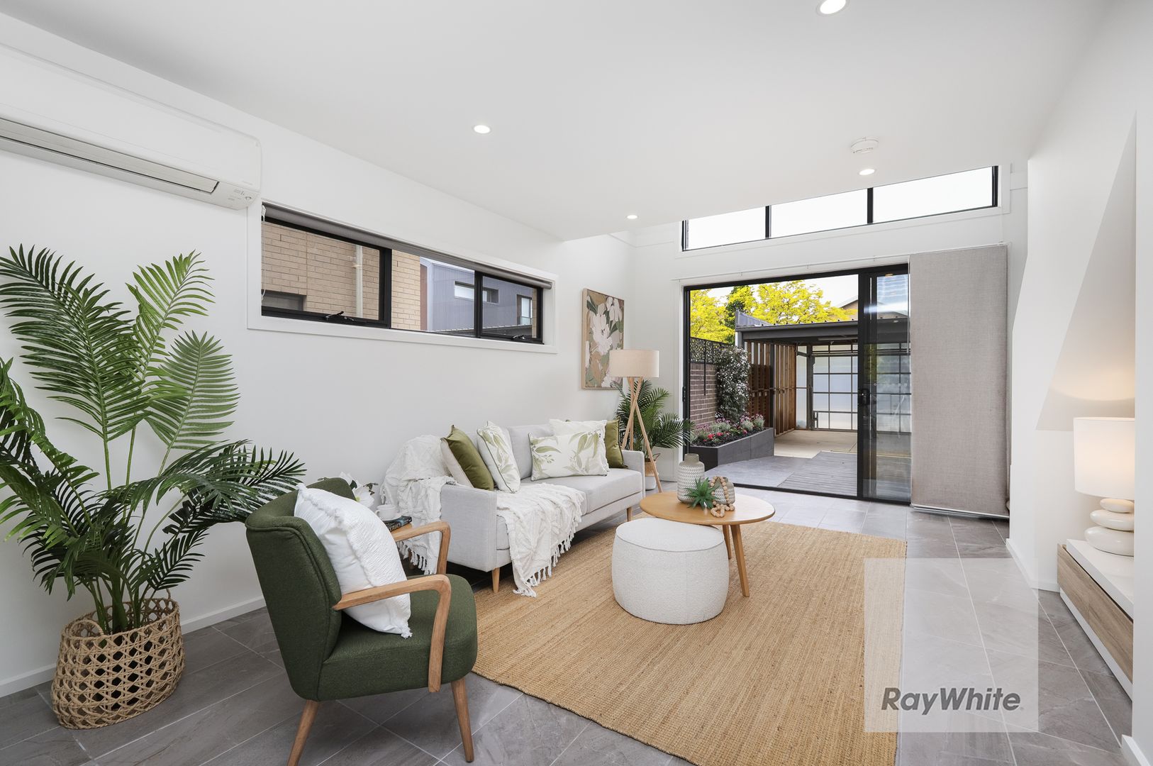 6 Strata Walk, Greenvale VIC 3059, Image 2