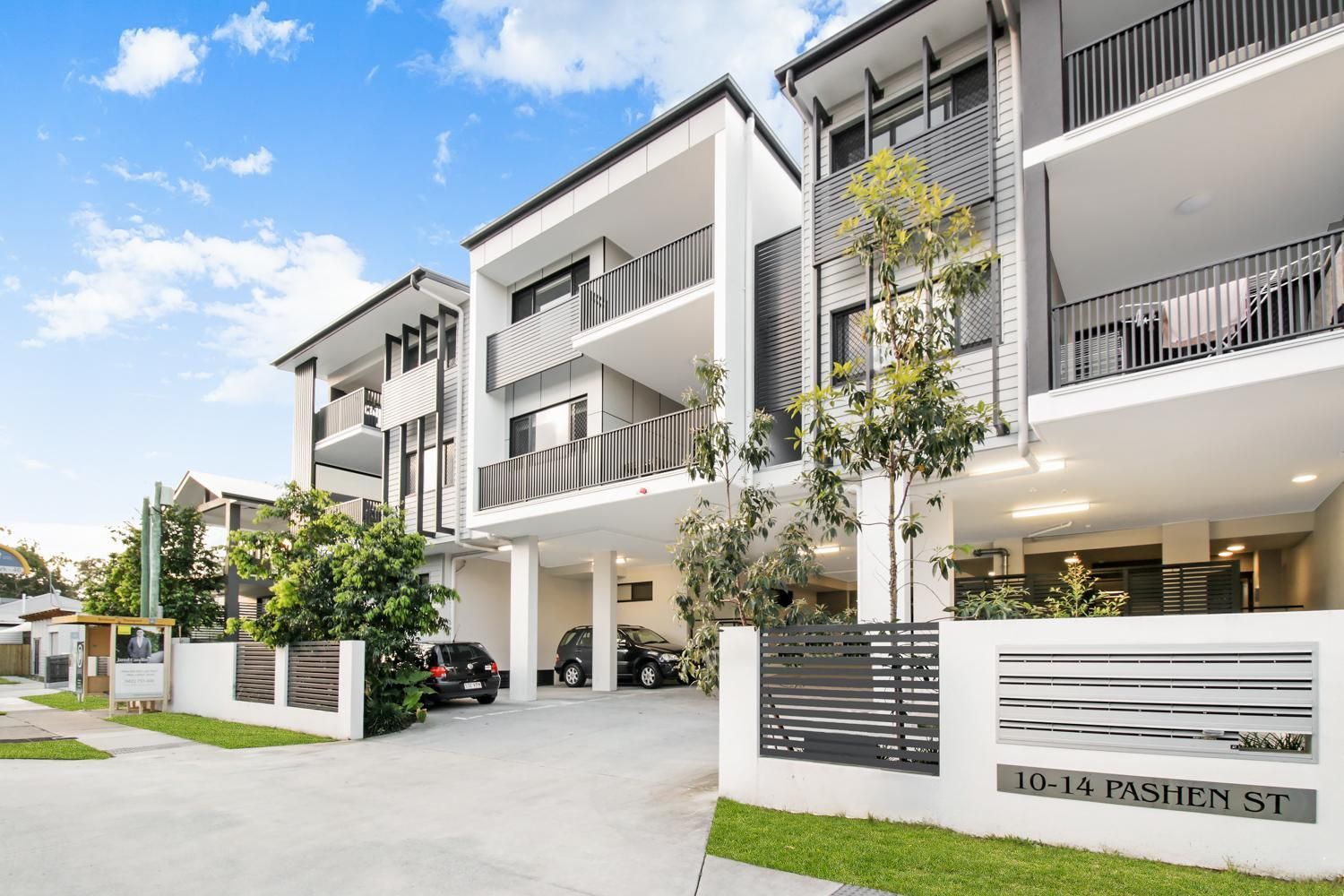2 bedrooms Apartment / Unit / Flat in 4/14 Pashen St MORNINGSIDE QLD, 4170
