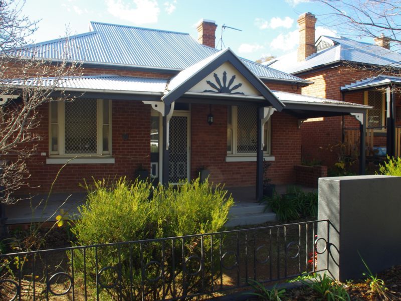 3 bedrooms House in 36 Liverpool Street COWRA NSW, 2794