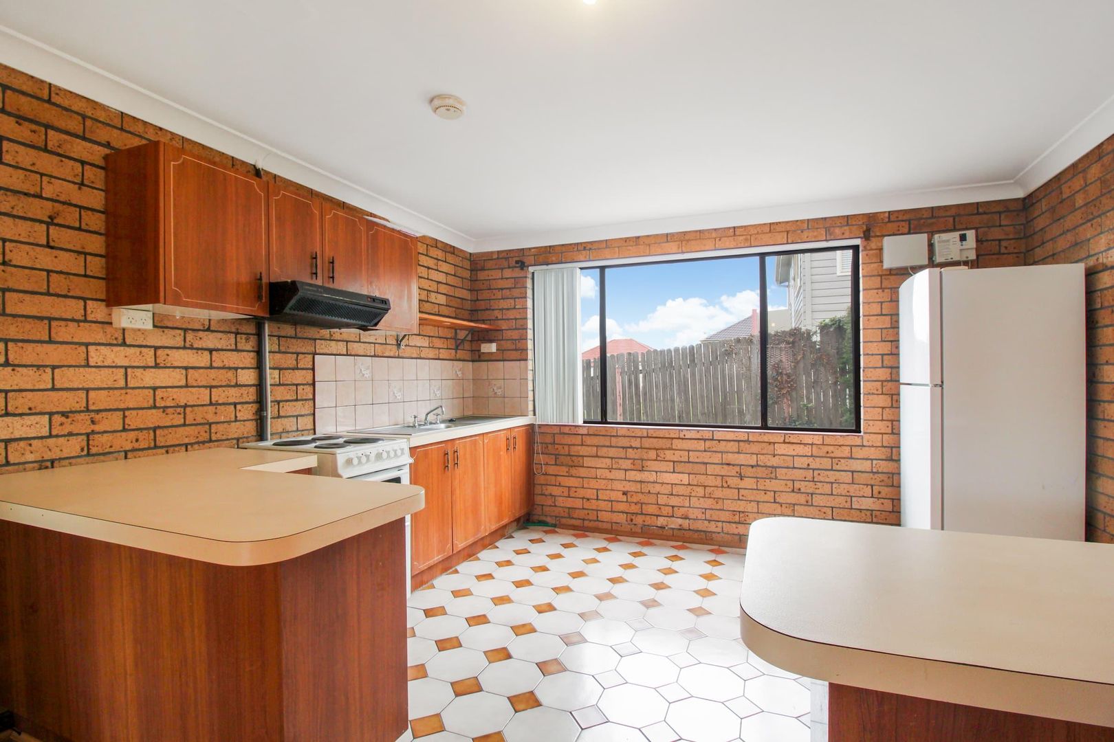 3 31 Mckenzie Avenue Wollongong Nsw 2500 Apartment For