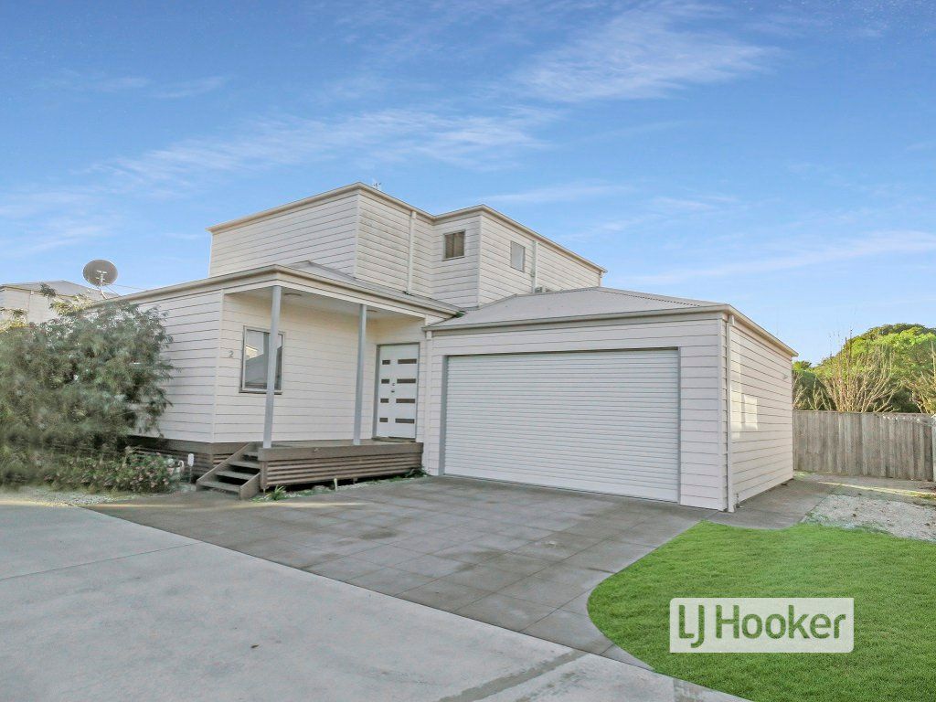 4 bedrooms Townhouse in House 2/157 Bay Road EAGLE POINT VIC, 3878