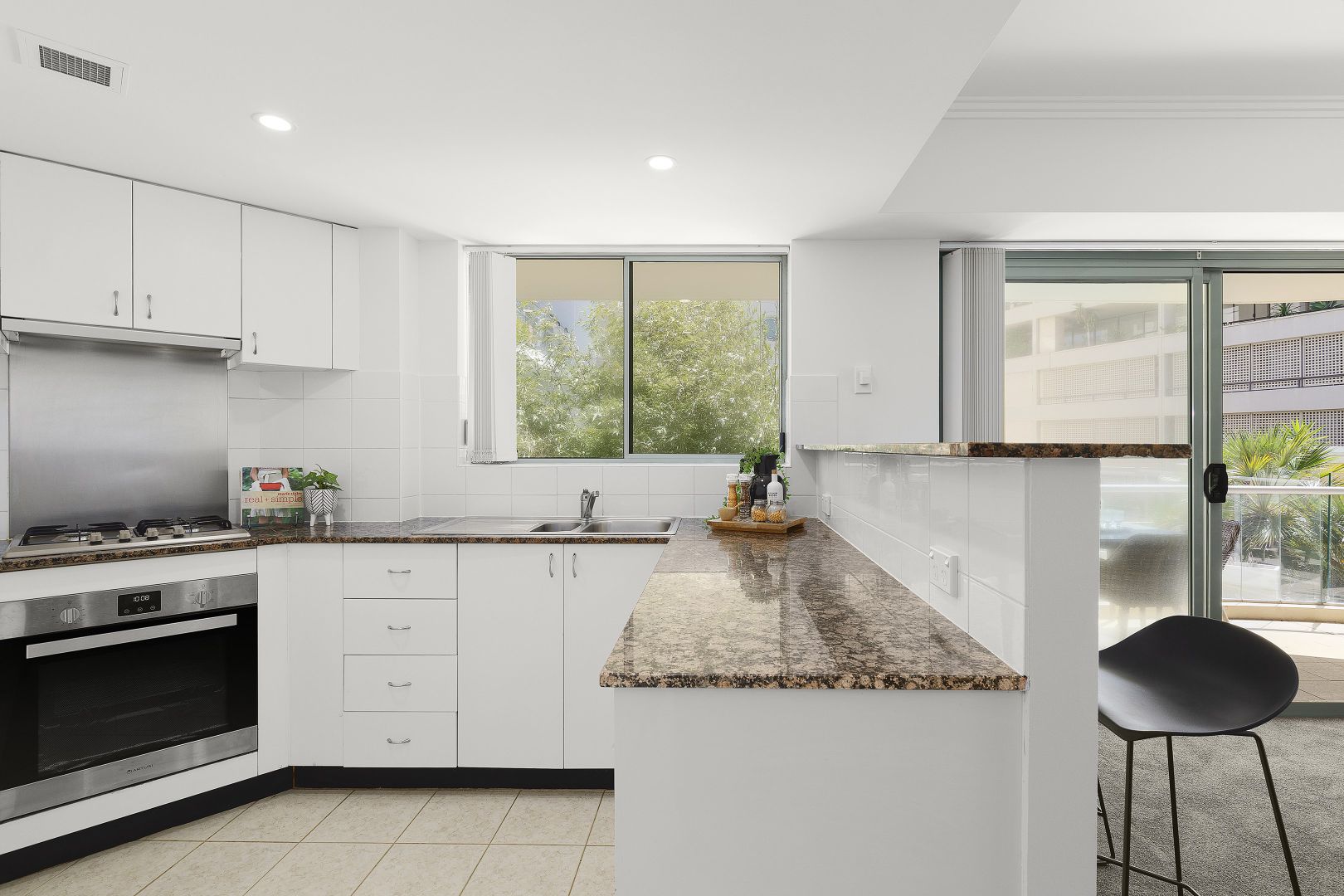 309a/9-15 Central Avenue, Manly NSW 2095, Image 2