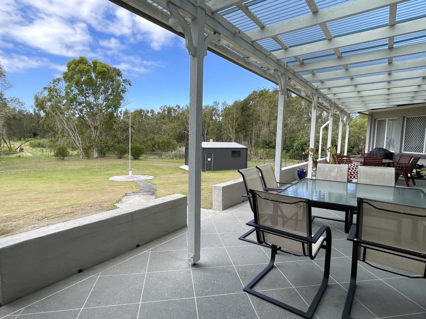 18 Elsemore Court, Carrara QLD 4211, Image 1