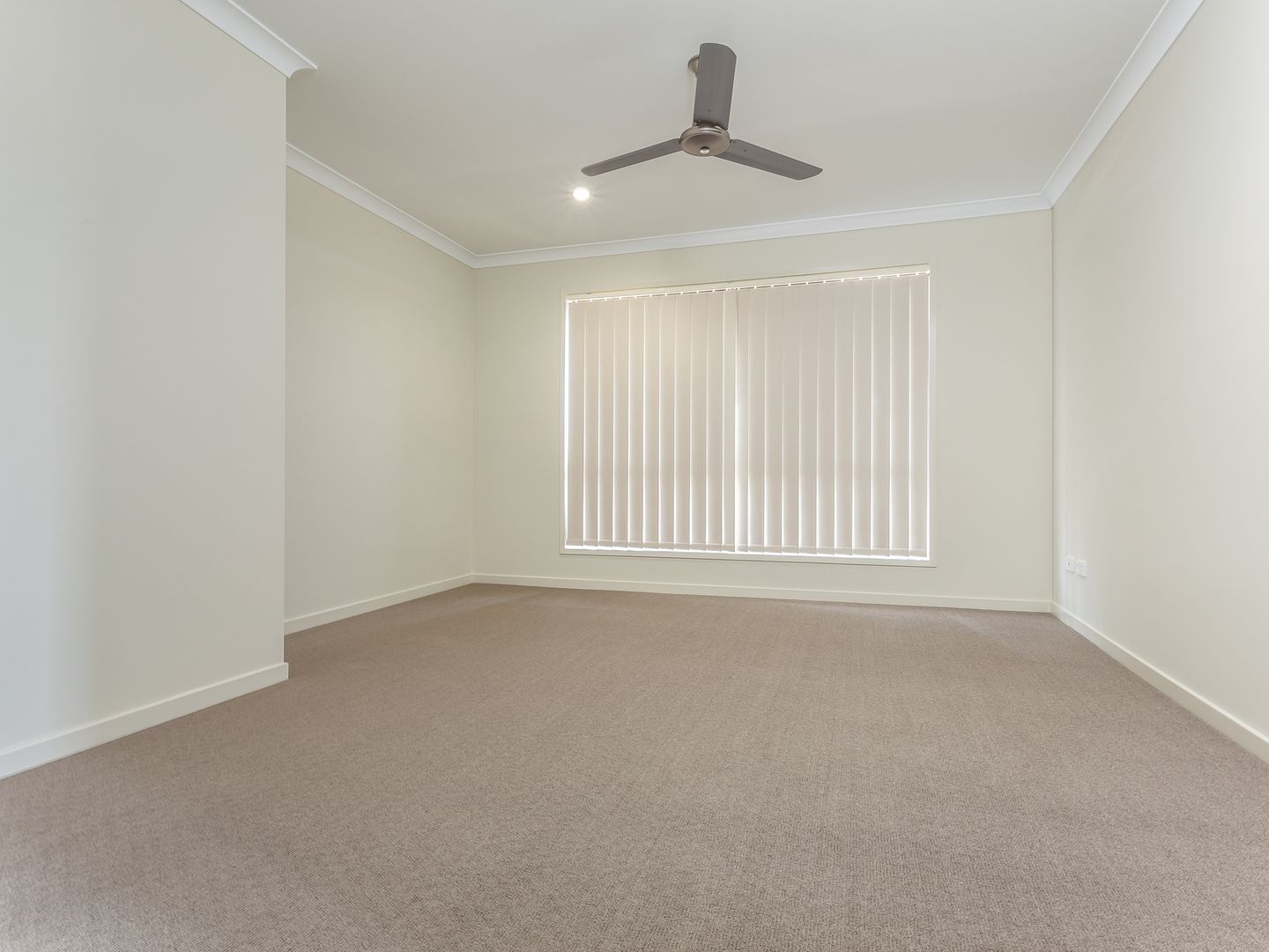 28 Nottinghill Drive, Murrumba Downs QLD 4503, Image 1