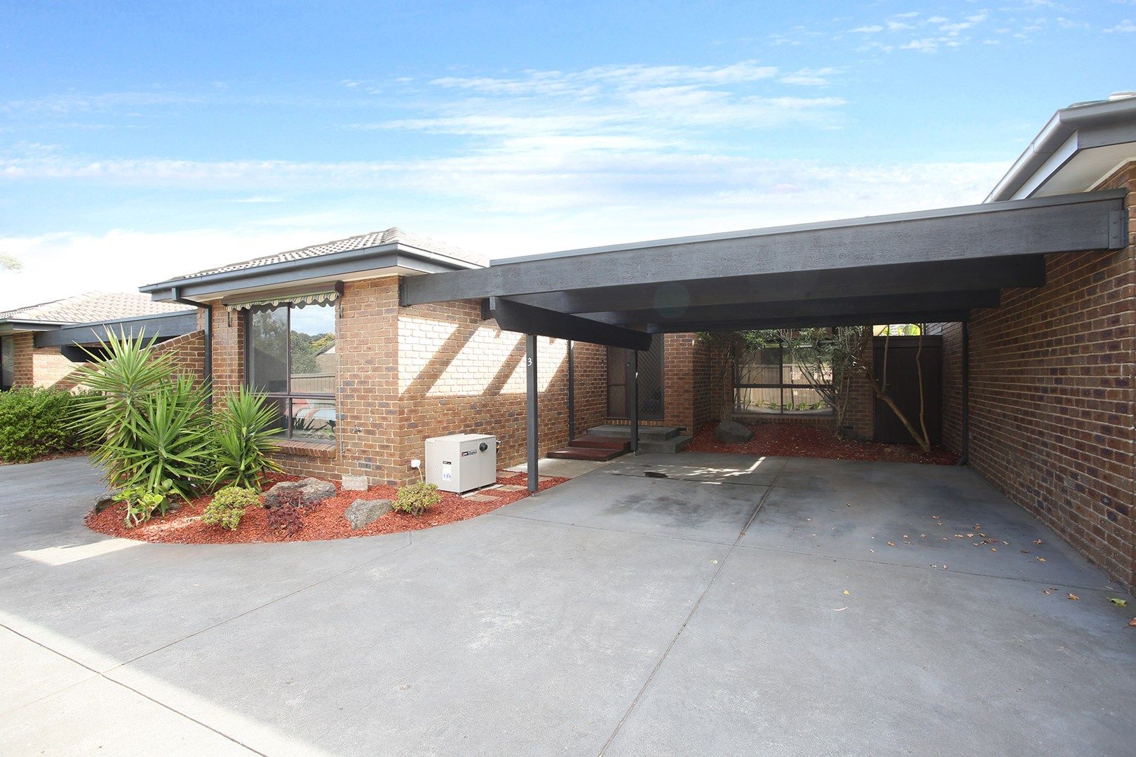 2 bedrooms House in 3/8 Thistle Grove HIGHETT VIC, 3190