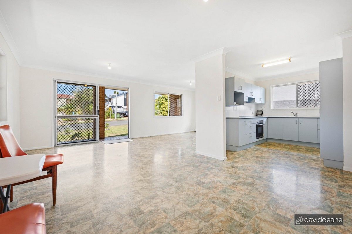 39 Acland Drive, Strathpine QLD 4500, Image 2