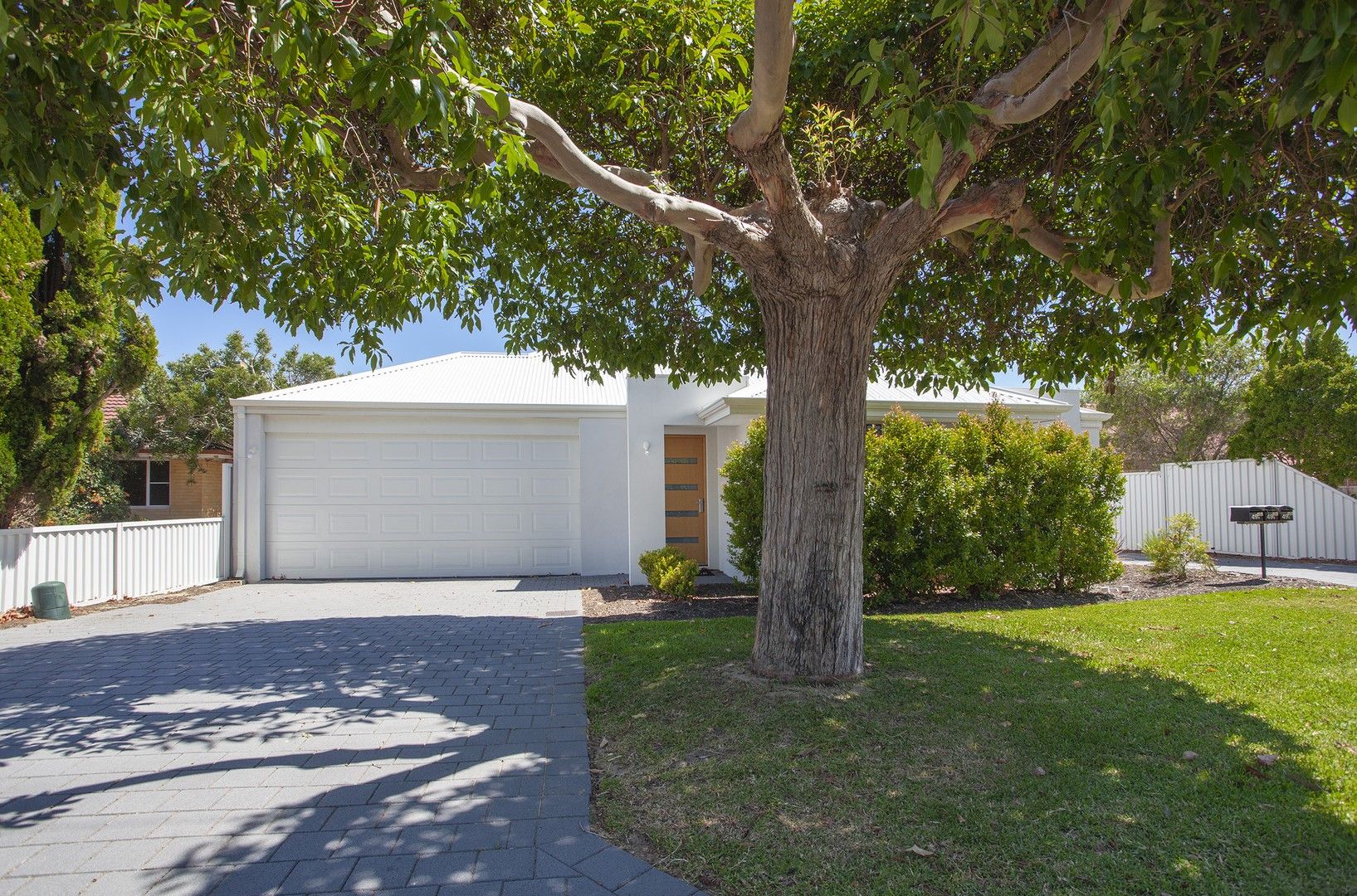 3 bedrooms Villa in 49a Ticehurst Way BALGA WA, 6061