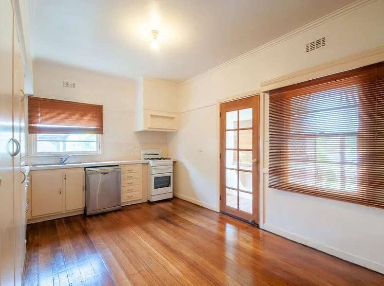 Additional image 6 of 18 Centre Ave, Warragul VIC 3820