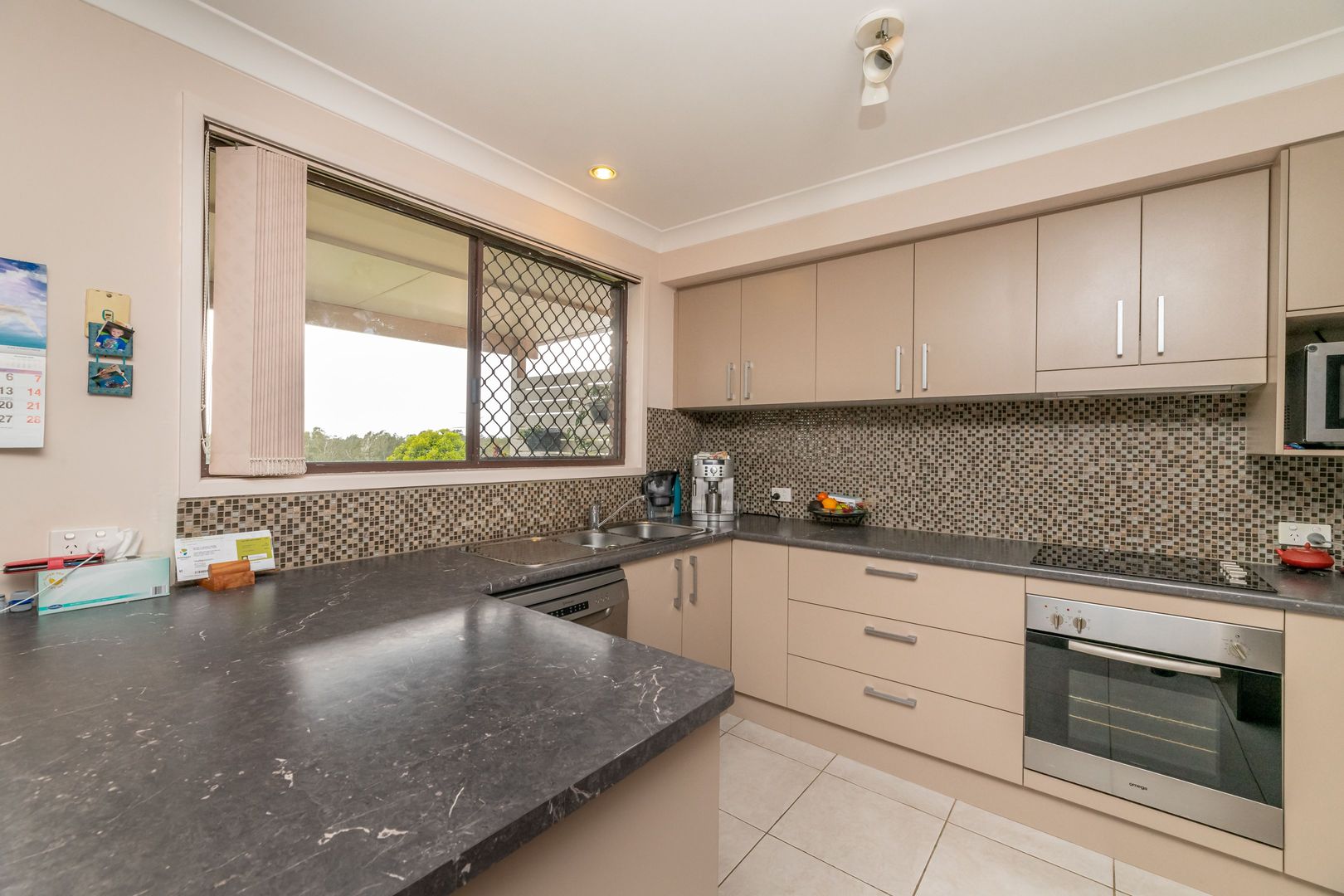 10 Emerald Place, Green Point NSW 2428, Image 2