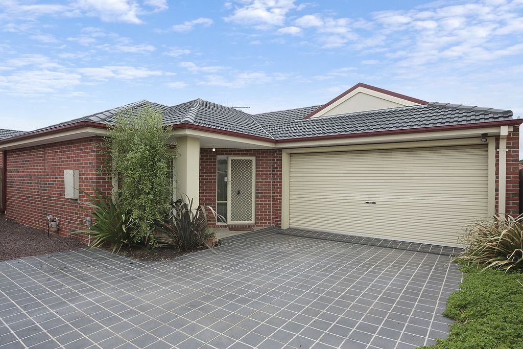 3/12 Lisa Place, WALLAN VIC 3756, Image 0