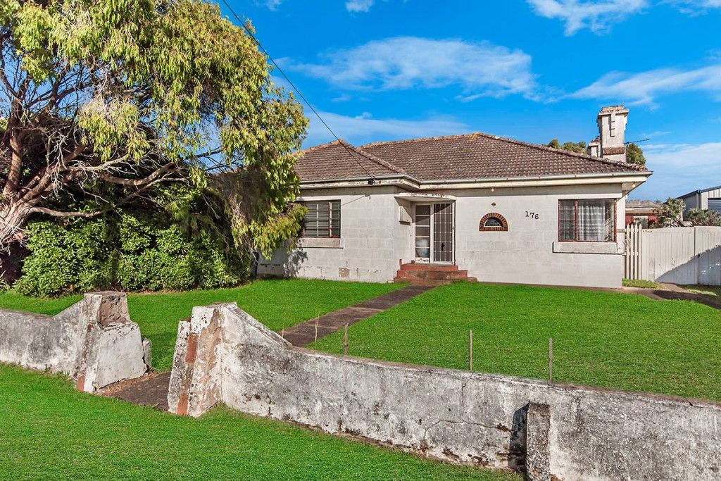 176 Princes Highway, Port Fairy VIC 3284, Image 0