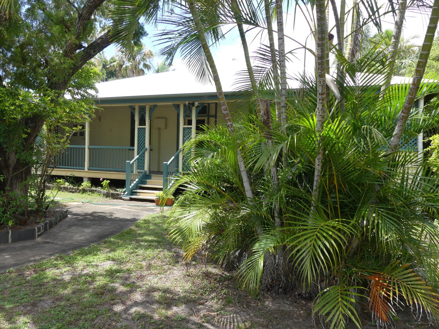 60 St, Bundaberg South QLD 4670 Domain