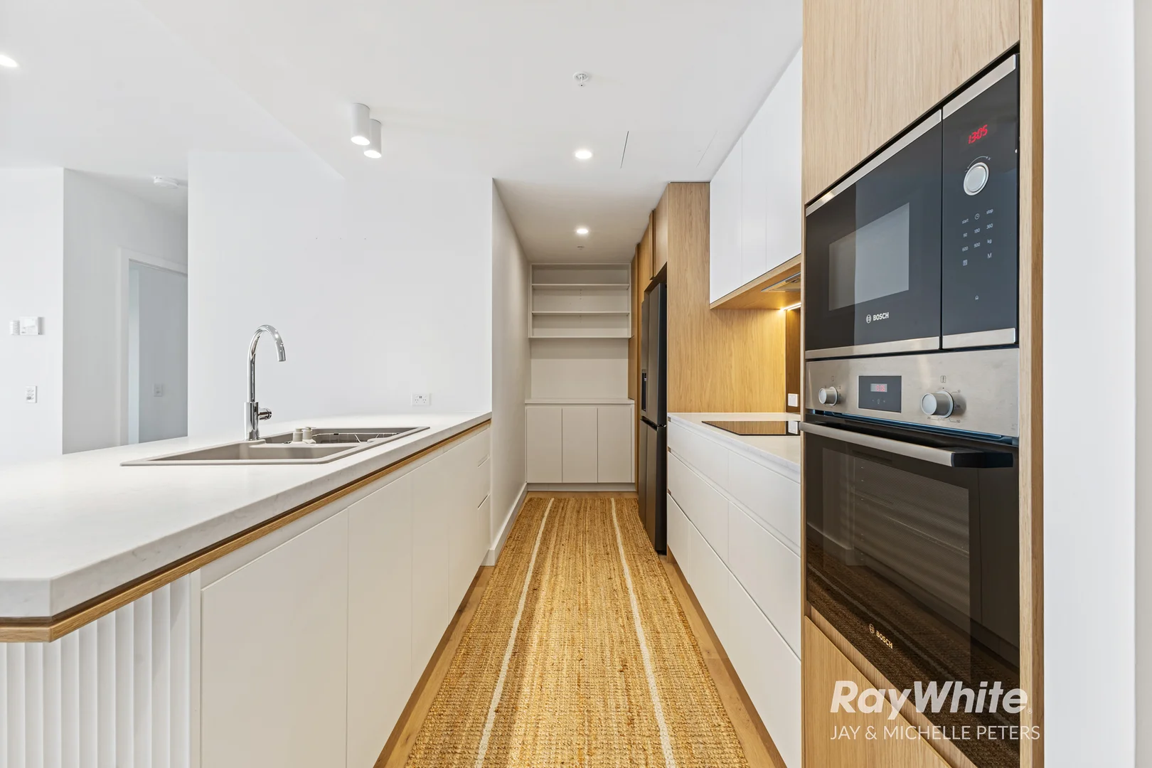 Additional image 12 of 605/85 Landsborough Avenue, Scarborough QLD 4020