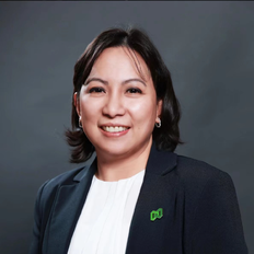 Vee Perez, Sales representative