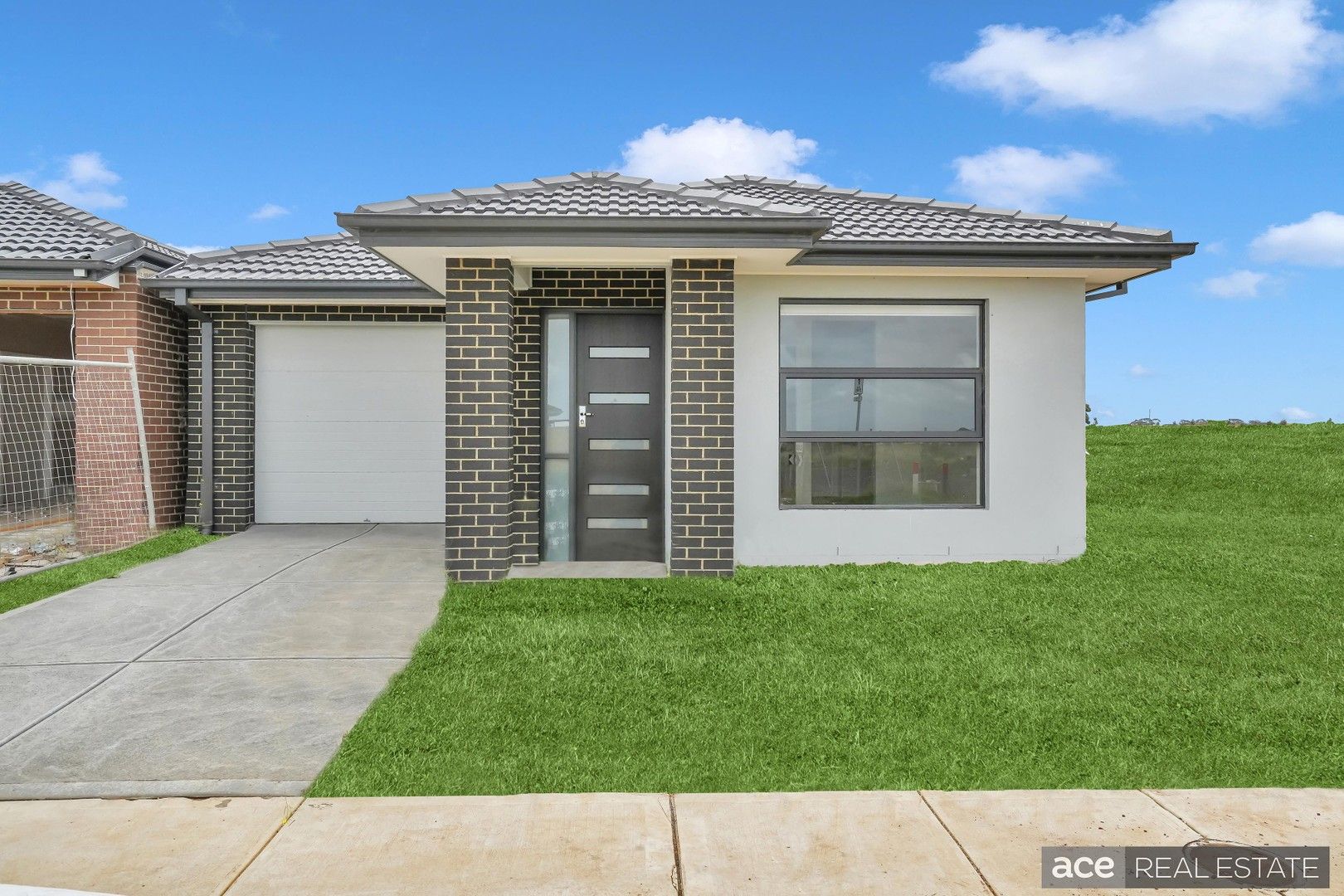33 Kurung Drive, Wyndham Vale VIC 3024 House For Rent 400 Domain