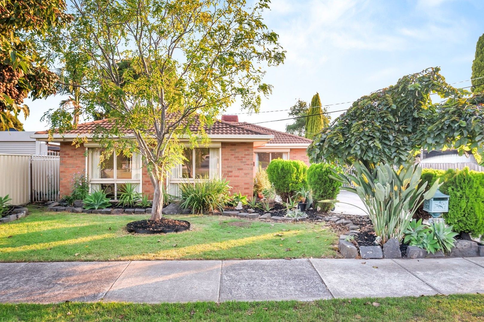 3 bedrooms House in 371 Findon Road EPPING VIC, 3076