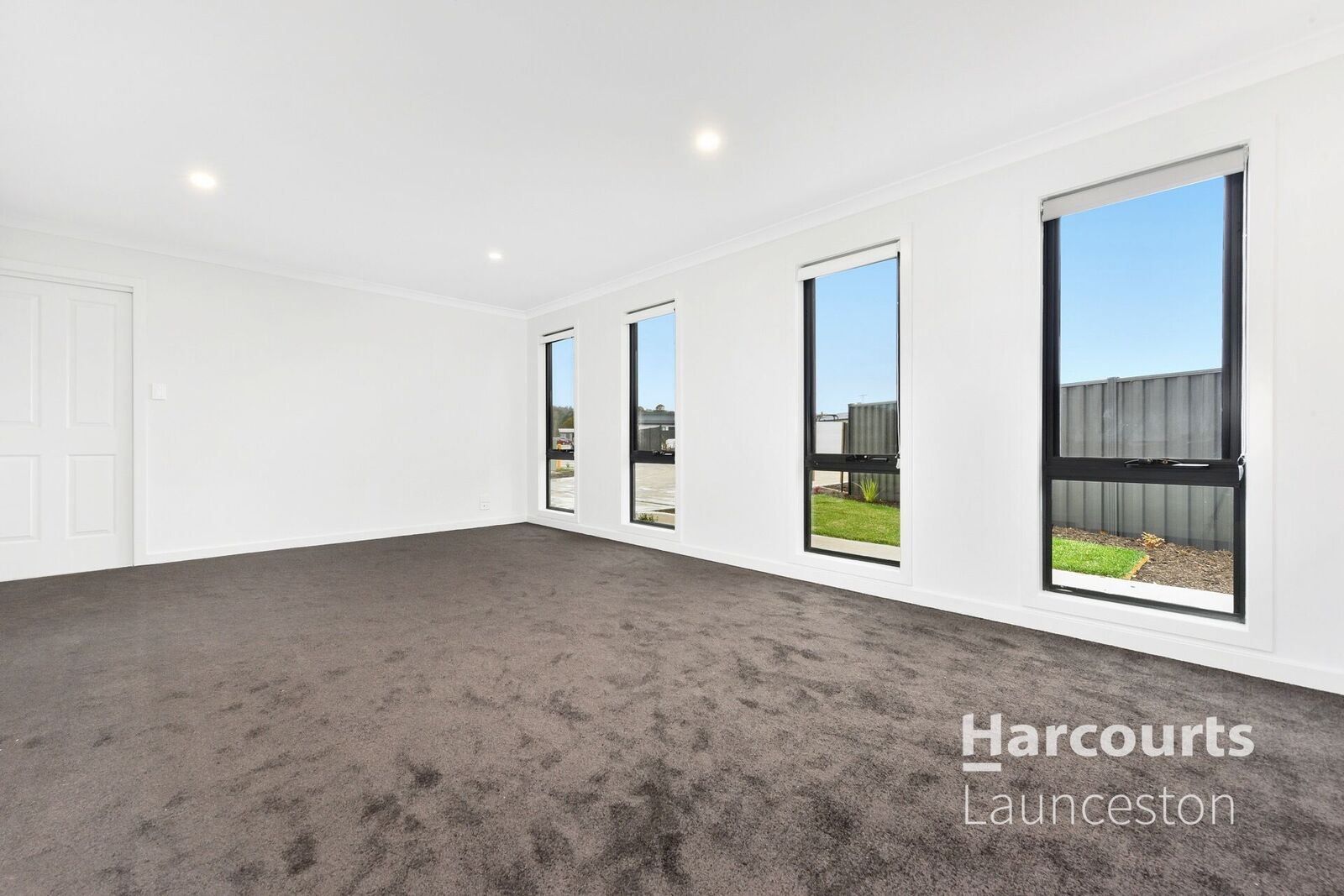 2/16 Barton Street, Mowbray TAS 7248, Image 2