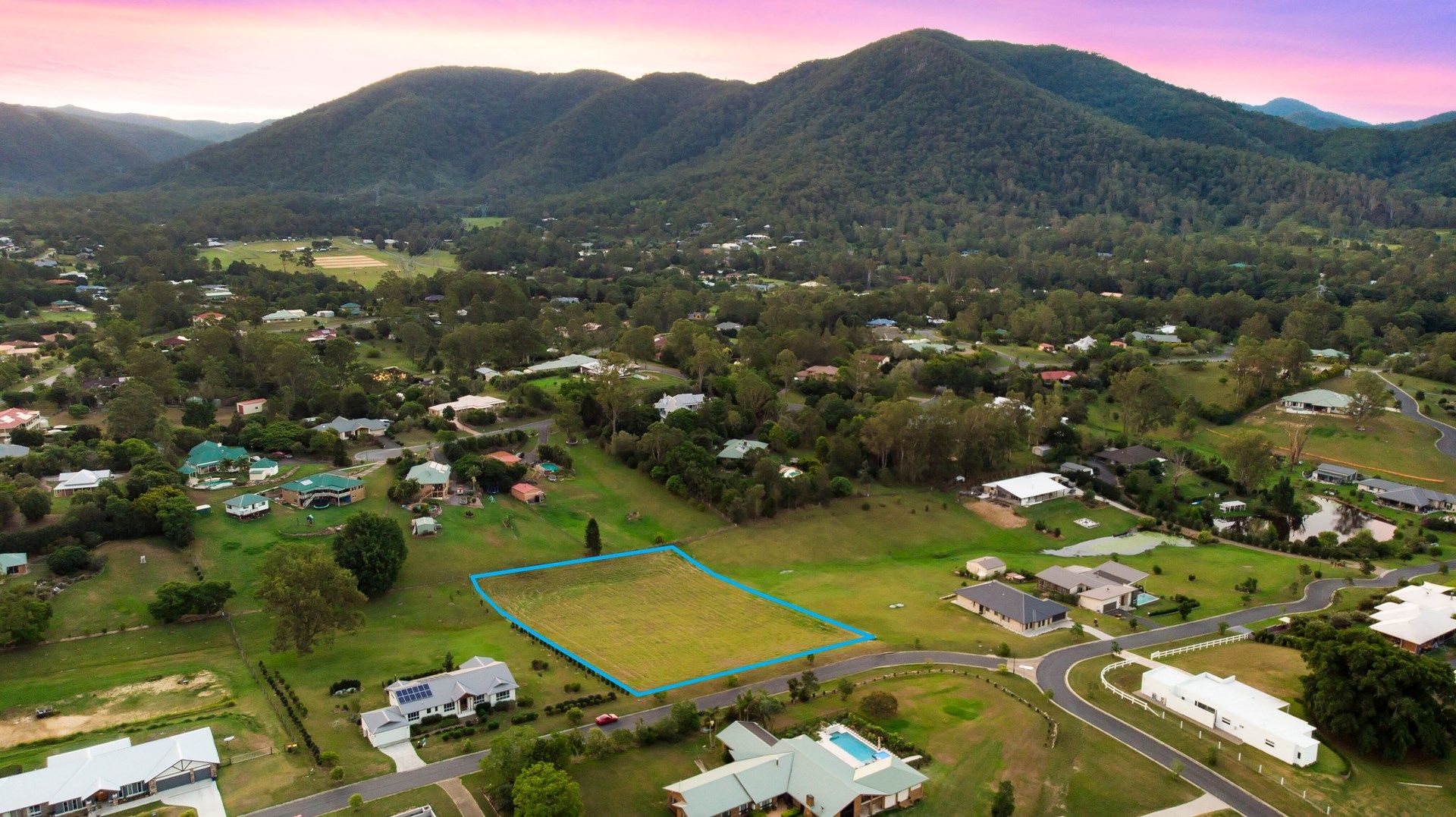 4 Angshelle Court, Samford Valley QLD 4520, Image 0
