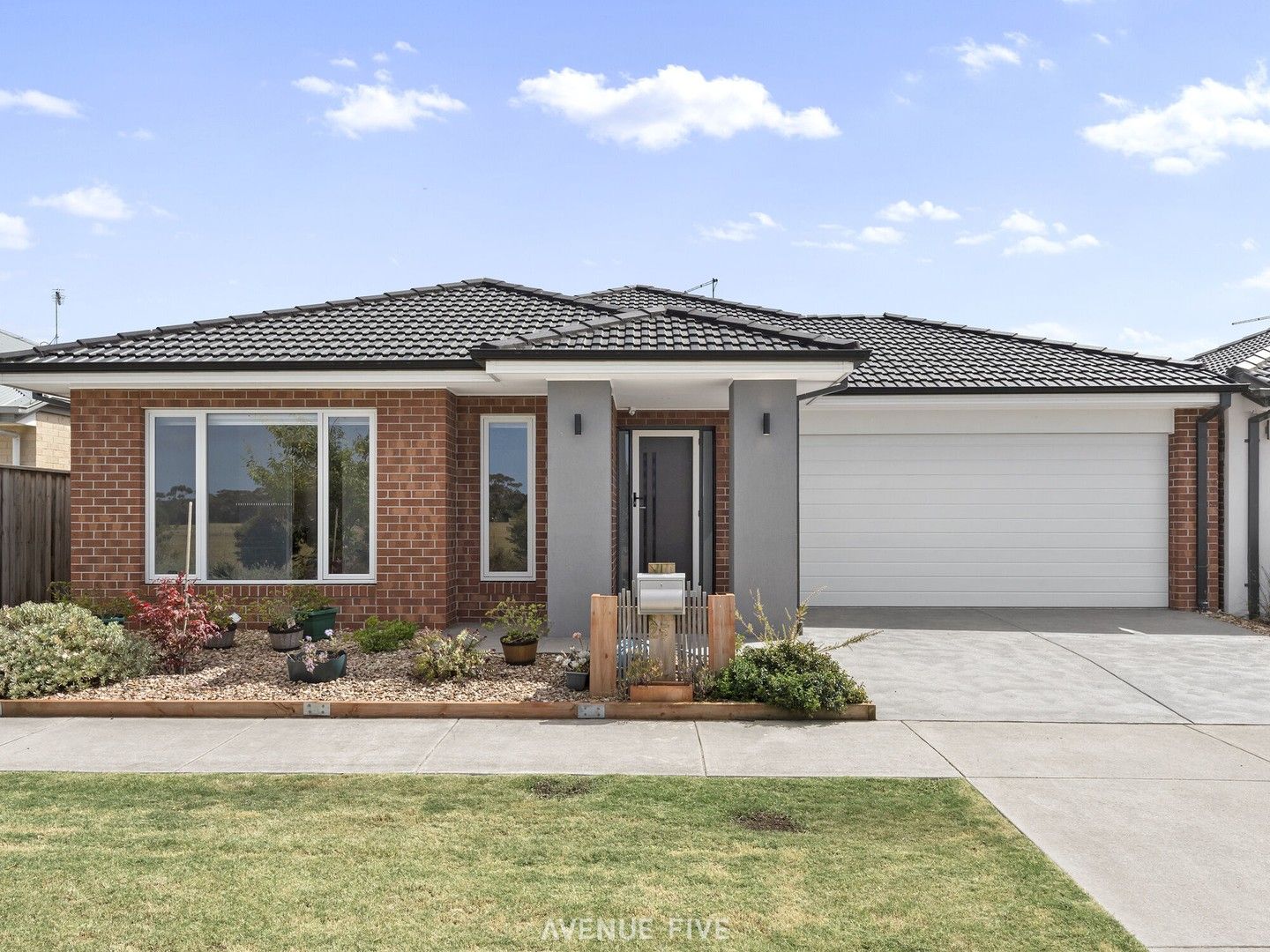 3 bedrooms House in 25 Albanel Street ARMSTRONG CREEK VIC, 3217