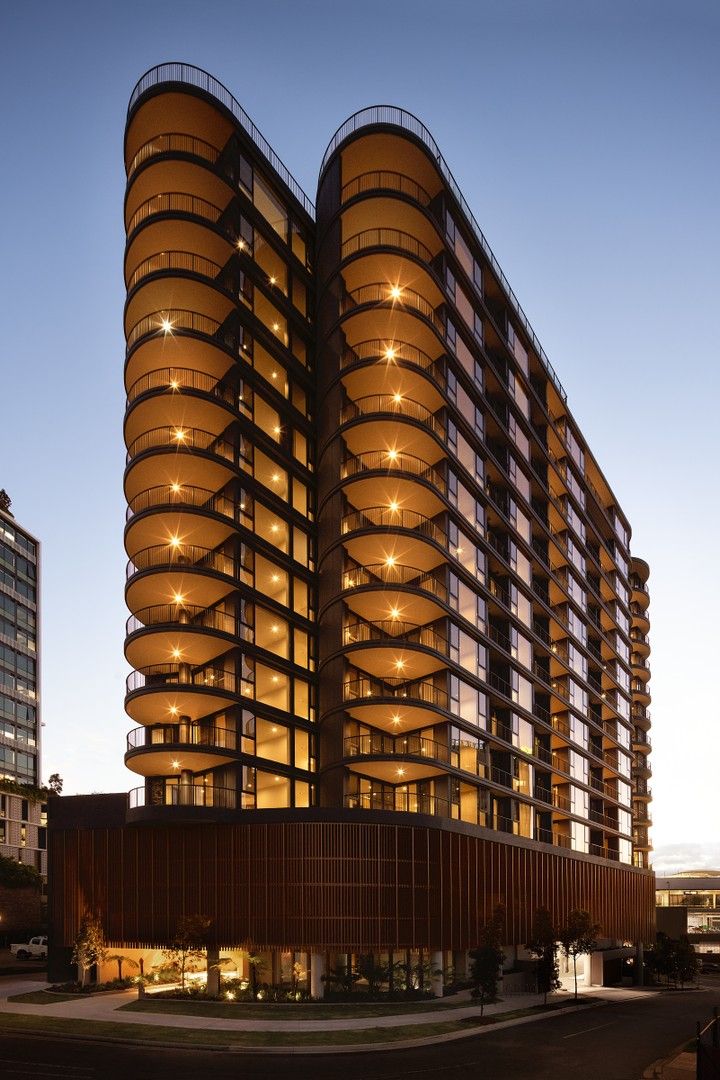 2 bedrooms Apartment / Unit / Flat in 606/3 Archer Street TOOWONG QLD, 4066