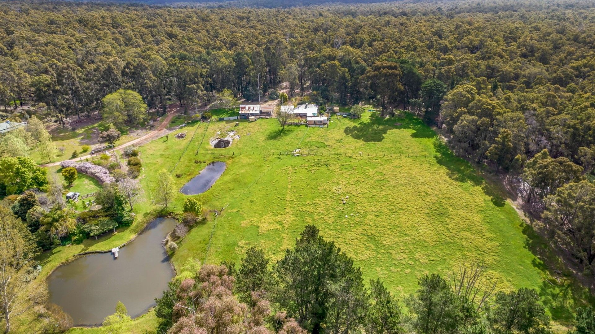 118 Hardenbergia Road, Dwellingup WA 6213, Image 1