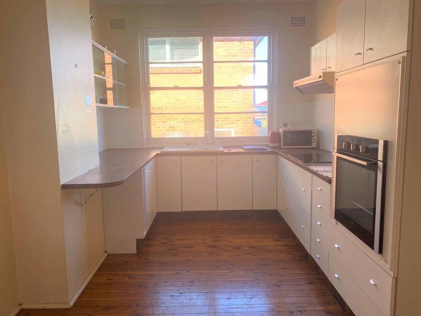 4 bedrooms Apartment / Unit / Flat in 147 Woodward Street ORANGE NSW, 2800