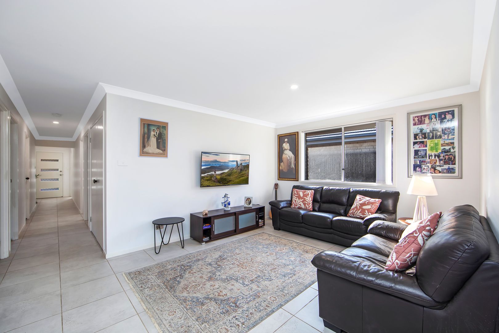 8 Cadogan Crescent, Woongarrah NSW 2259, Image 1