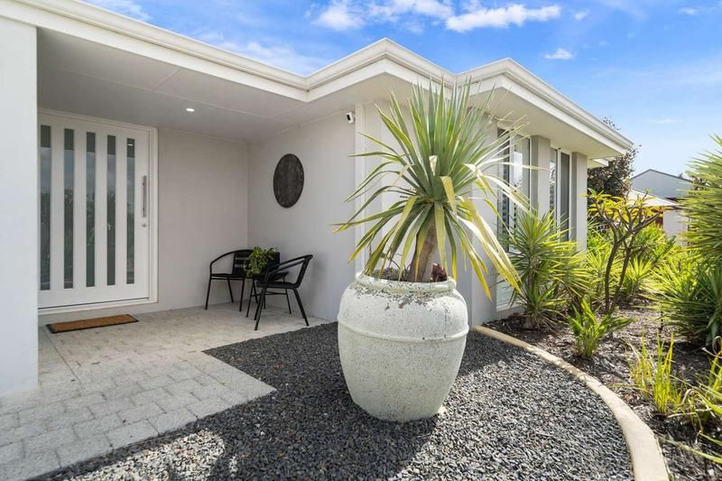 5 Stonyford Bend, Ellenbrook WA 6069 House For Rent 750 Domain