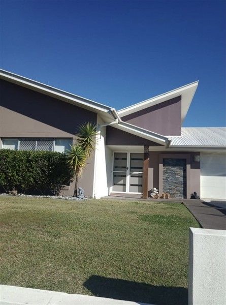 4 bedrooms House in 4 Kingsley Court LITTLE MOUNTAIN QLD, 4551