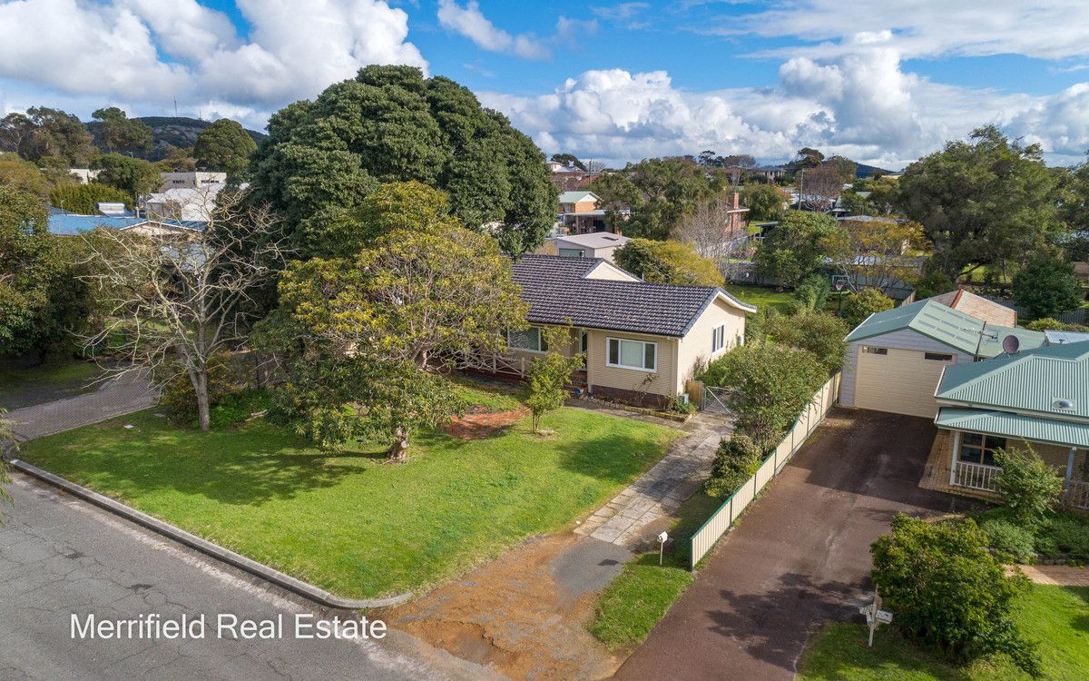 11 Greenshields Street, Mira Mar WA 6330, Image 0