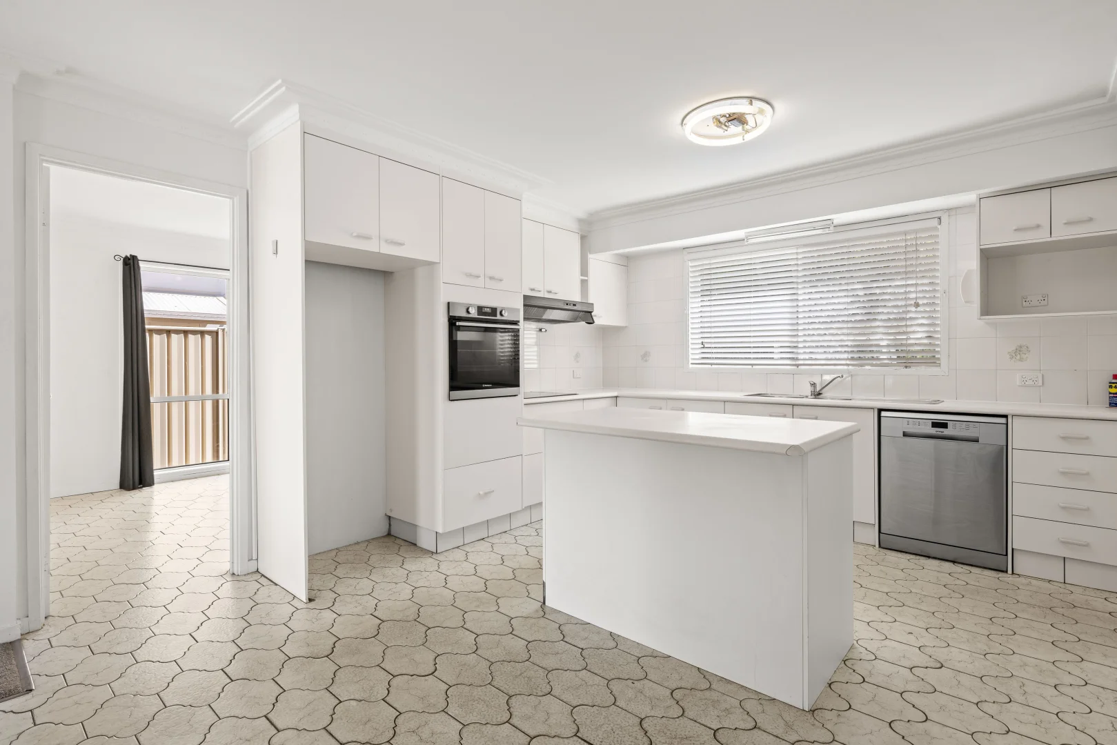 Additional image 7 of 27 Bittern Avenue, Burleigh Waters QLD 4220