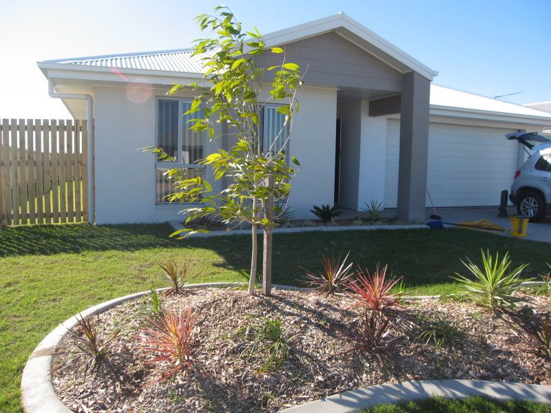 8 Moreton Drive, Rural View Property History & Address Research Domain