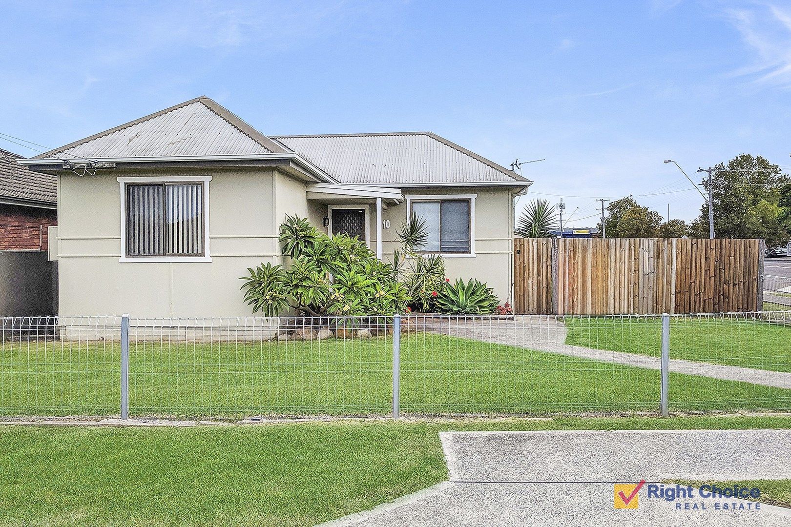 10 Woodford Avenue, Warilla NSW 2528, Image 0