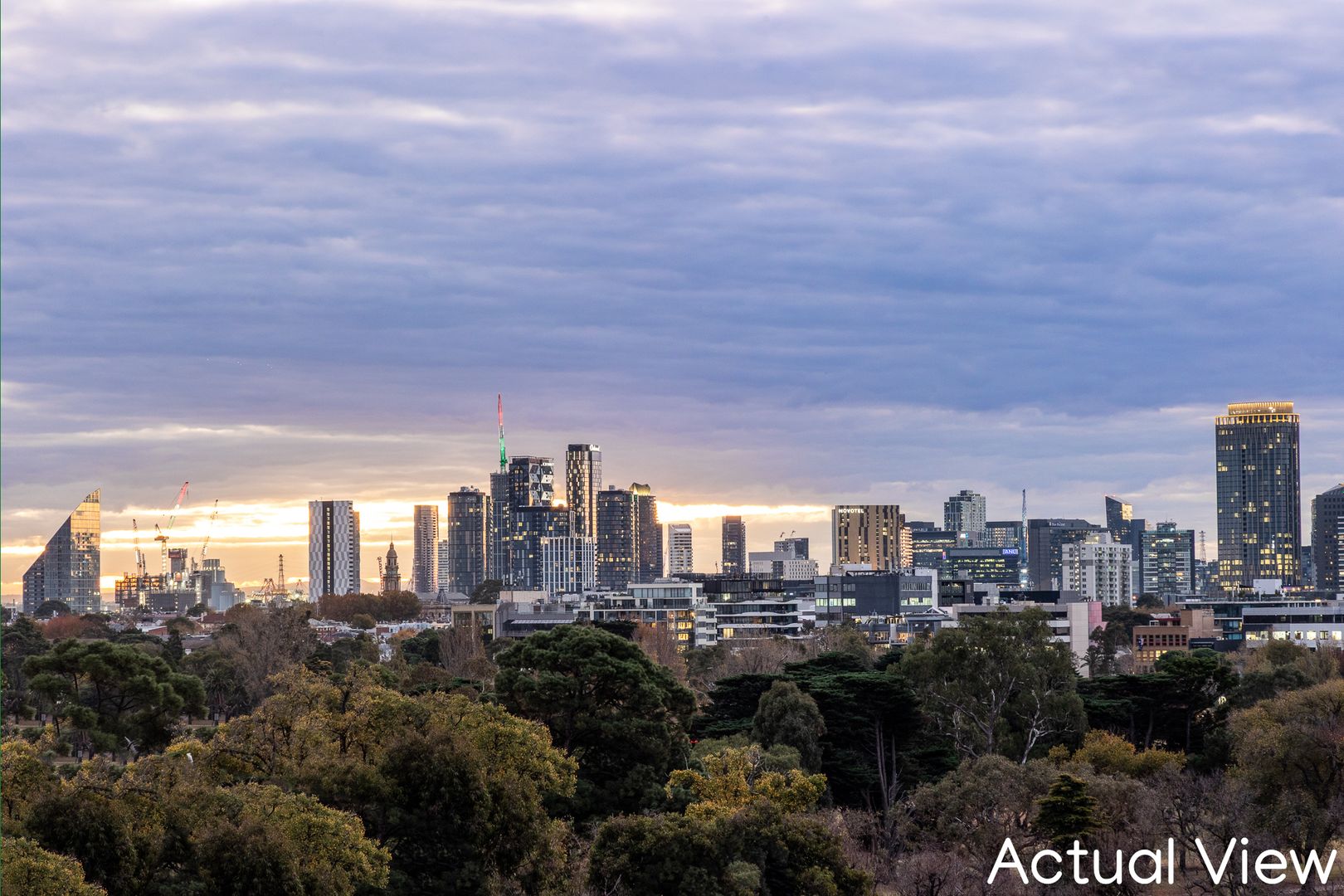 3 bedrooms Apartment / Unit / Flat in 45/27 Queens Road MELBOURNE VIC, 3004
