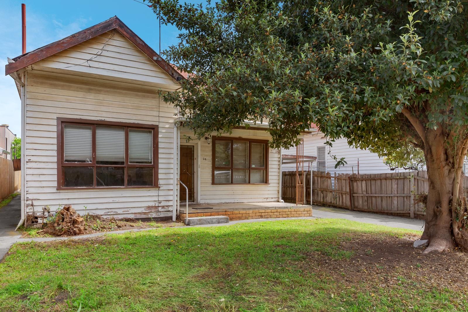 28 Derby Crescent, Caulfield East VIC 3145