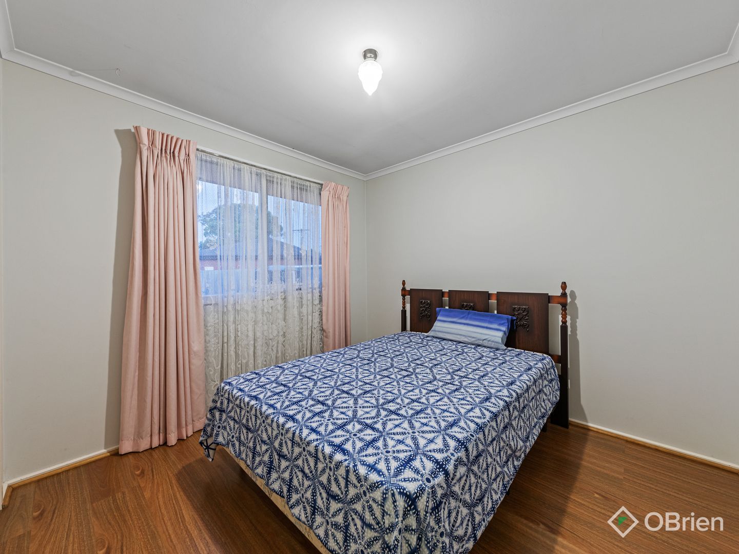 6 Emerald Court, Hampton Park VIC 3976, Image 2