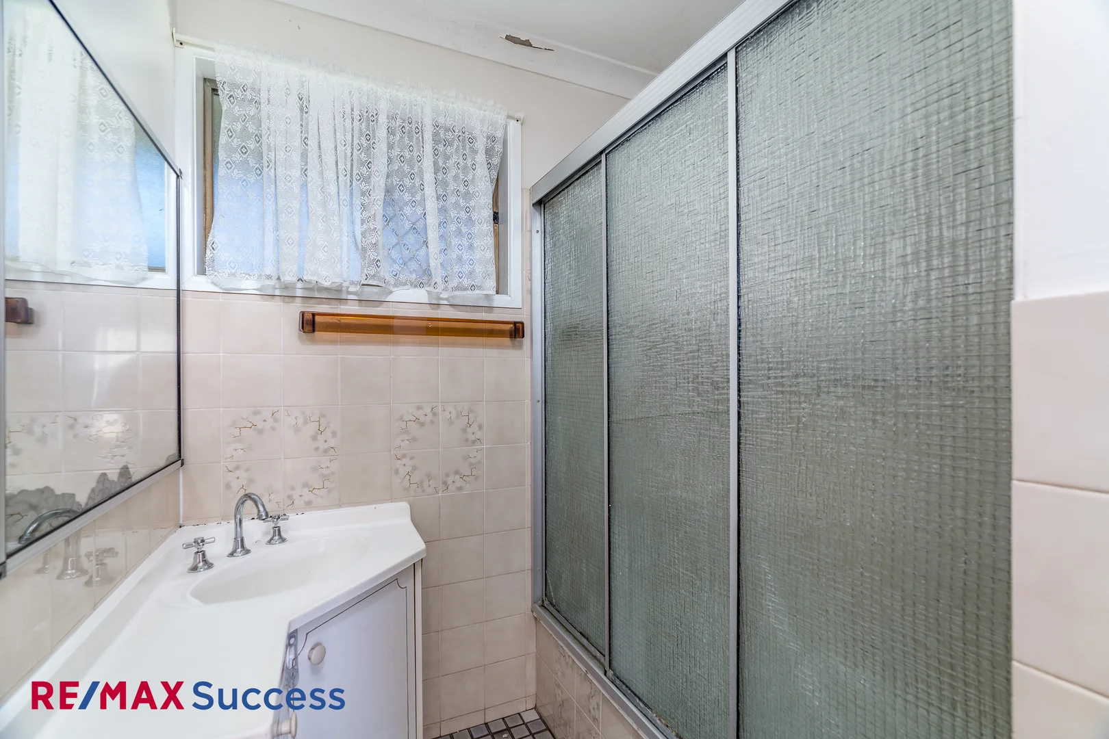 Additional image 7 of 2/208 Tor Street, Rockville QLD 4350