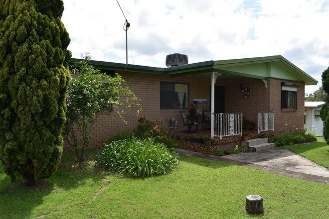Picture of 12 Balfour Street, MOUNT LARCOM QLD 4695