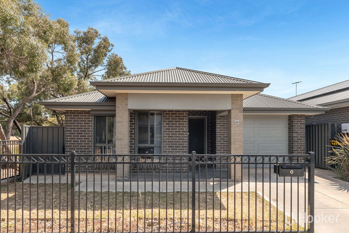 10 Carstairs Lane, Smithfield Plains SA 5114, Image 0