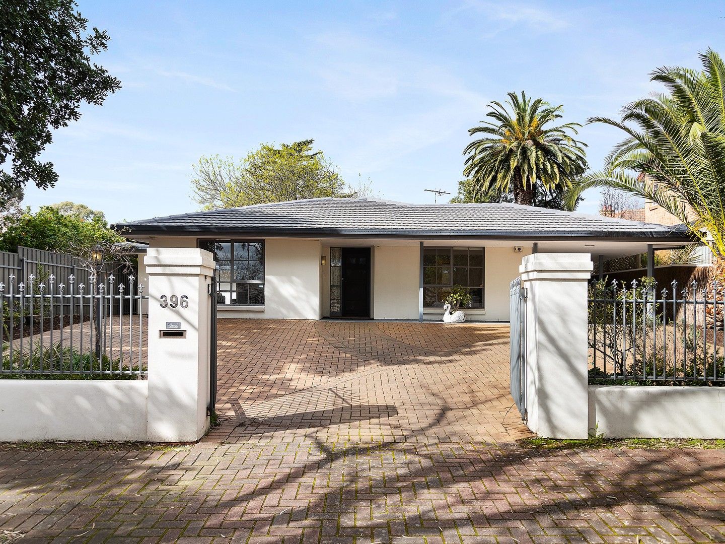 4 bedrooms House in 396 Glynburn Road KENSINGTON GARDENS SA, 5068