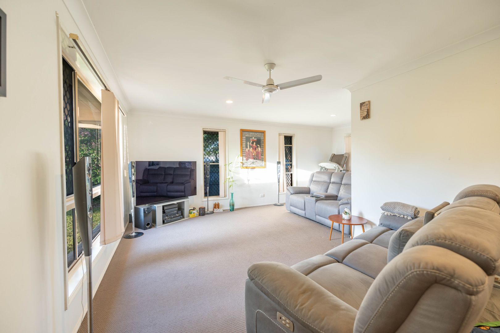 2 Hilltop Place, Banyo QLD 4014, Image 1