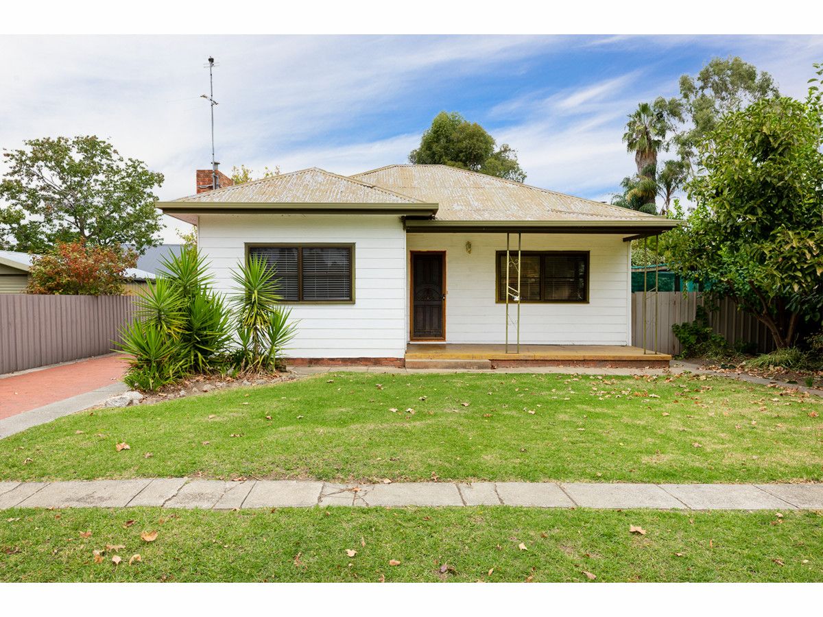 451 Ebden Street, South Albury NSW 2640, Image 0